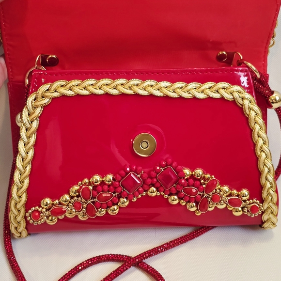 Handmade Pearl Chaos Glamorous Red and Gold Envelope Clutch - Lady In Red - Picture 8 of 11
